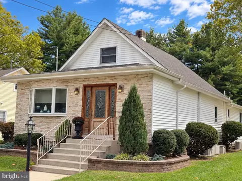 330 Elma Ave, Laurel Springs, NJ 08021 photo 6