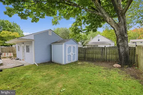 Exterior - 336 10th Ave, Lindenwold, NJ 08021 photo 5 of 7