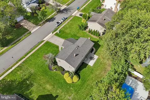 View/Area - 403 Downs Dr, Cherry Hill, NJ 08003 photo 5 of 10