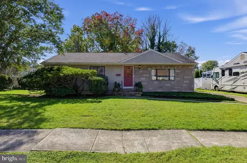 705 Mildred Ave, Somerdale, NJ 08083