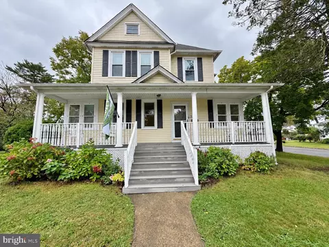 135 Madison Ave, Laurel Springs, NJ 08021