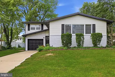 204 Belle Arbor Dr, Cherry Hill, NJ 08034