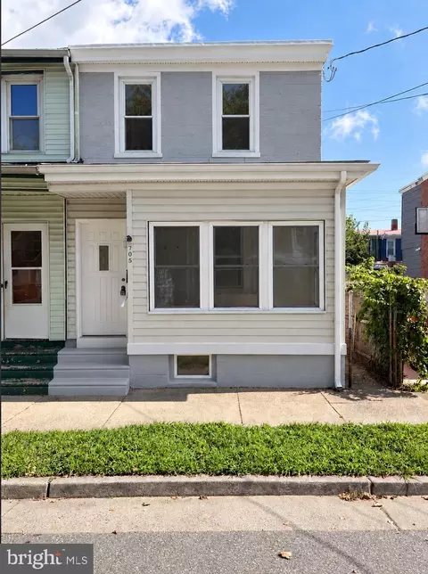 705 Powell St, Gloucester City, NJ 08030