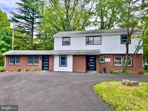 101 Ramble Rd, Cherry Hill, NJ 08034