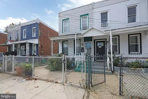 1023 N 32nd St, Camden, NJ 08105