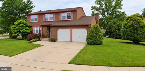 6 Chandler Ln, Voorhees, NJ 08043