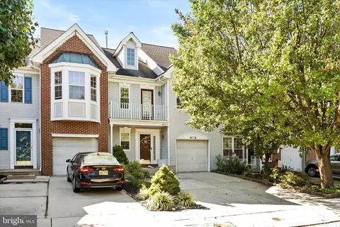 55 La Costa Dr, Blackwood, NJ 08012