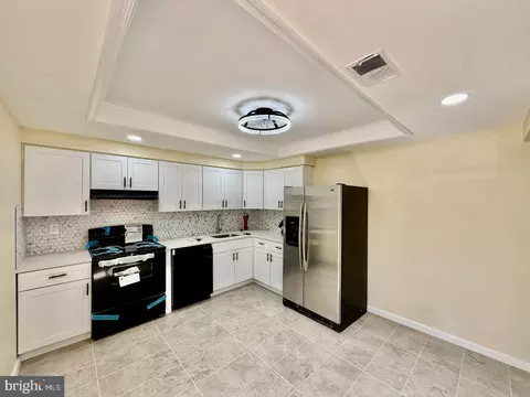 Kitchen - 1502 Bromley Ests Ests, Pine Hill, NJ 08021 photo 2 of 3