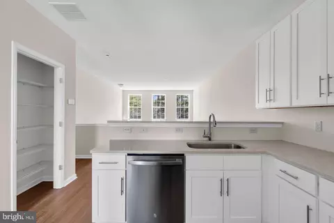 Entry Way - 16 Rowand Way E, Clementon, NJ 08021 photo 7 of 12