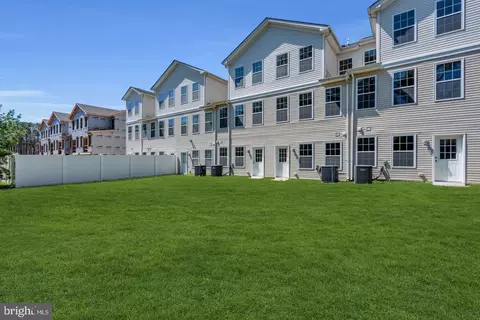 Exterior - 16 Rowand Way E, Clementon, NJ 08021 photo 2 of 2