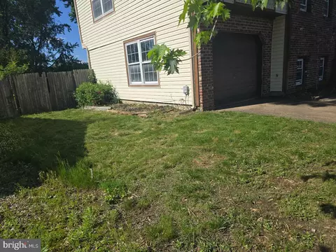 Exterior - 16 Constitution Rd, Clementon, NJ 08021 photo 2 of 4