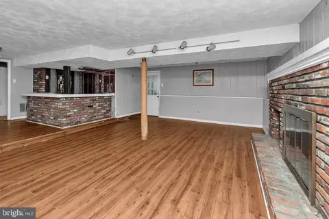 Living - 16 Constitution Rd, Clementon, NJ 08021 photo 11 of 13