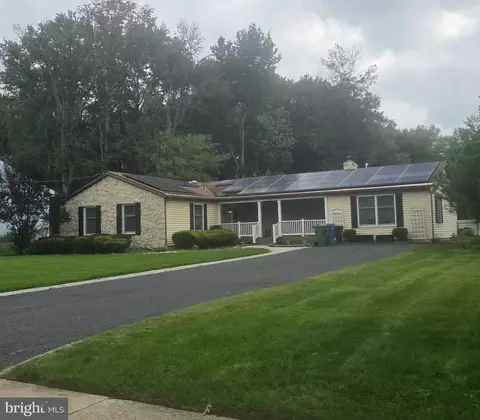 626 Mercer St, Cherry Hill, NJ 08002