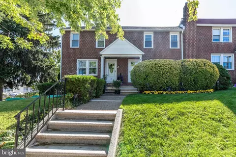 4 Dowling Ave, Audubon, NJ 08106