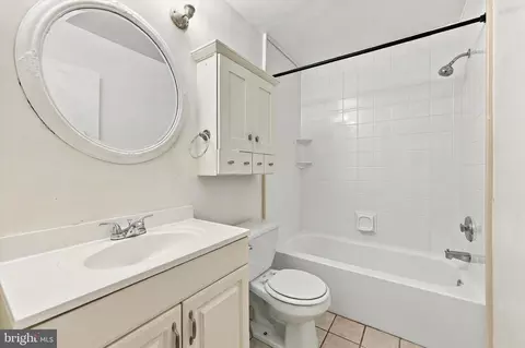 Bath - 909 Bromley Est, Pine Hill, NJ 08021 photo 1 of 2