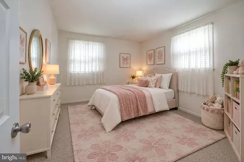 Bedroom - 41 Spring Hill Dr, Clementon, NJ 08021 photo 2 of 3