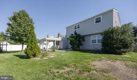Exterior - 41 Spring Hill Dr, Clementon, NJ 08021 photo 6 of 6