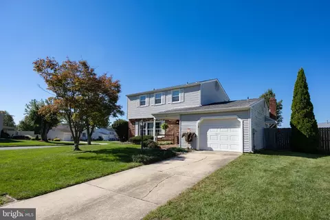 Exterior - 41 Spring Hill Dr, Clementon, NJ 08021 photo 2 of 6