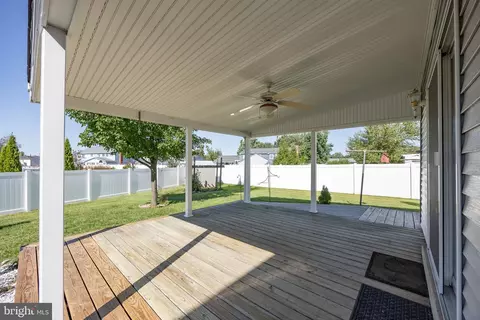 Exterior - 41 Spring Hill Dr, Clementon, NJ 08021 photo 4 of 6
