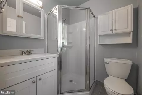 Bath - 41 Spring Hill Dr, Clementon, NJ 08021 photo 1 of 1