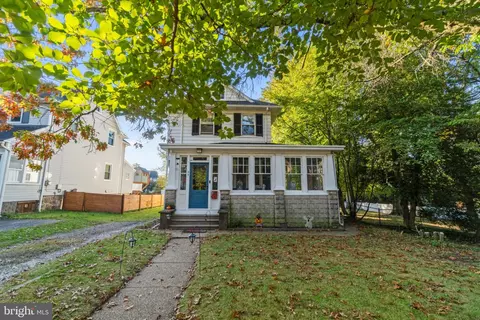 34 Volan St, Merchantville, NJ 08109