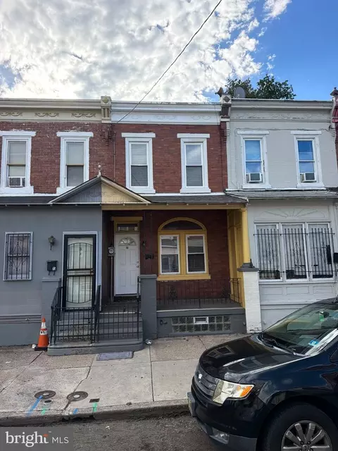 17 Leonard Ave, Camden, NJ 08105