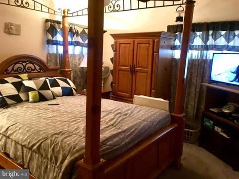 2401 N Cuthbert Dr, Lindenwold, NJ 08021 photo 7