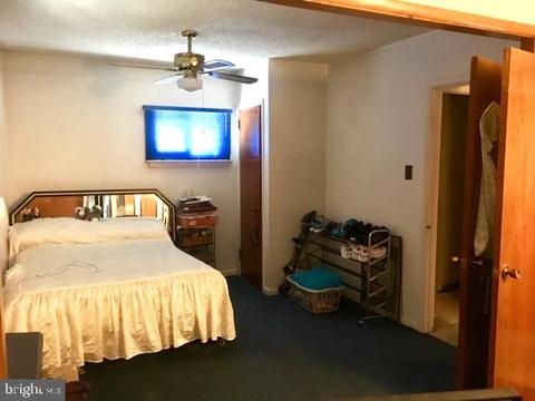 2401 N Cuthbert Dr, Lindenwold, NJ 08021 photo 9