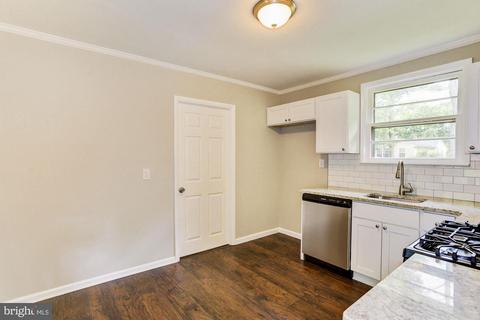 805 Bentley Rd, Lindenwold, NJ 08021 photo 14