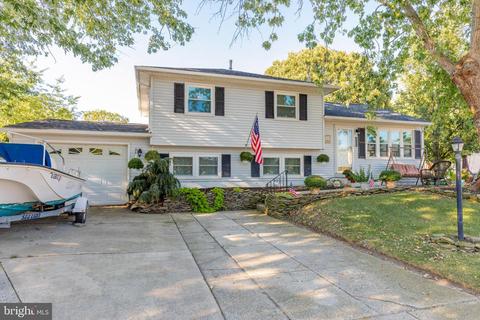 801 Holmes Ave, Cape May, NJ 08204