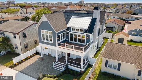 112 E Atlanta Ave, Wildwood Crest, NJ 08260