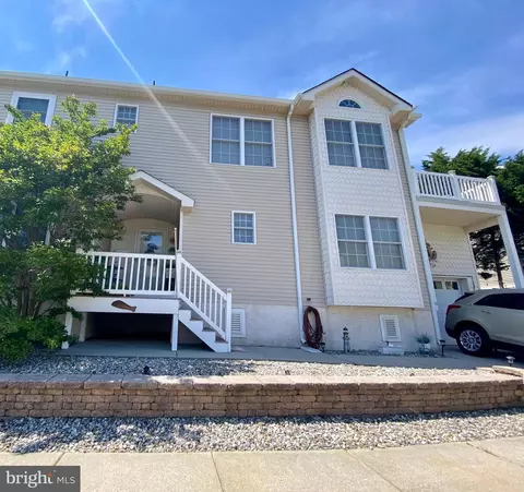 3810 Hudson Ave, Wildwood, NJ 08260