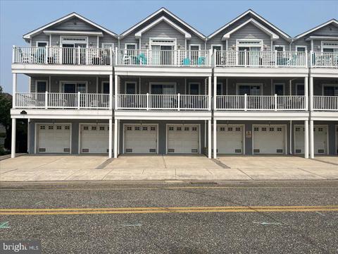 401 E Pine Ave #B, Wildwood, NJ 08260