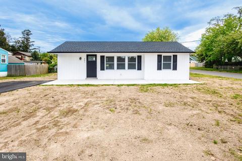 201 Pershing Ave, Cape May Court House, NJ 08210