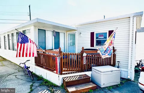 32 Lee Rd, Wildwood, NJ 08260