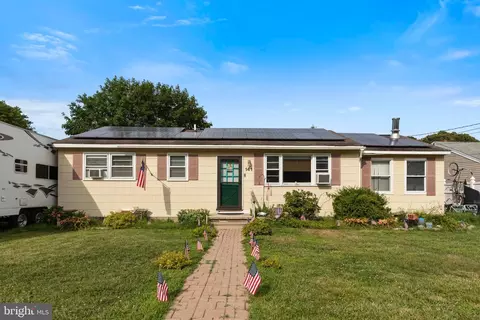 141 Sheridan Dr, Cape May, NJ 08204