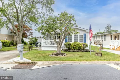 348 Grande Blvd, Rio Grande, NJ 08242