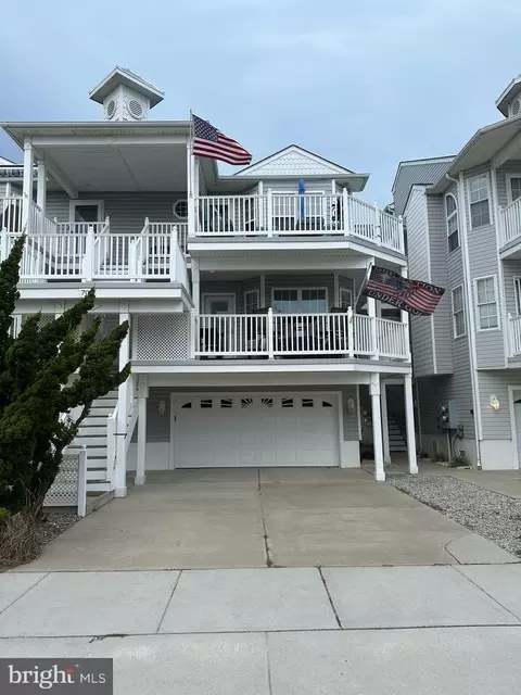 706 Ocean Ave, Wildwood, NJ 08260