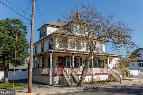 113 E Buttercup Rd, Wildwood, NJ 08260