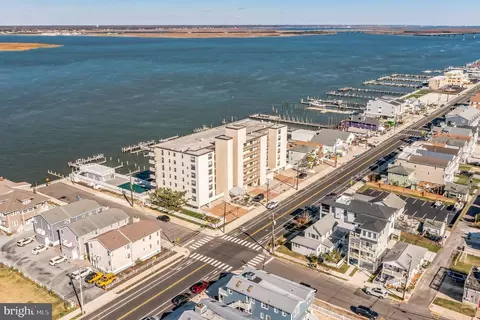 336-338 Bay Ave #205, Ocean City, NJ 08226