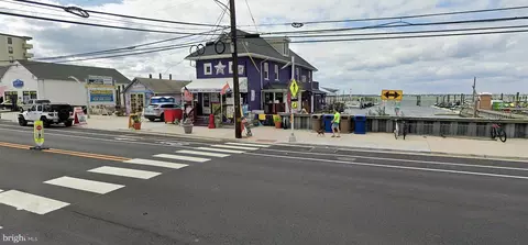 300 Bay Ave, Ocean City, NJ 08226