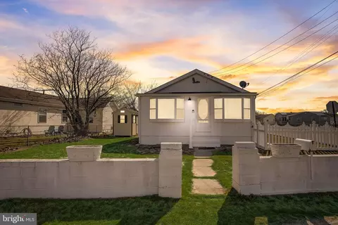 1012 Delaware Ave, Villas, NJ 08251