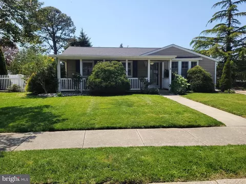 6 Croydon Dr, Cape May, NJ 08204