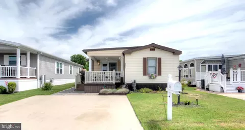 387 Grande Blvd, Rio Grande, NJ 08242