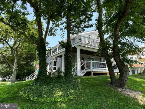 3102 Shore Dr, Villas, NJ 08251