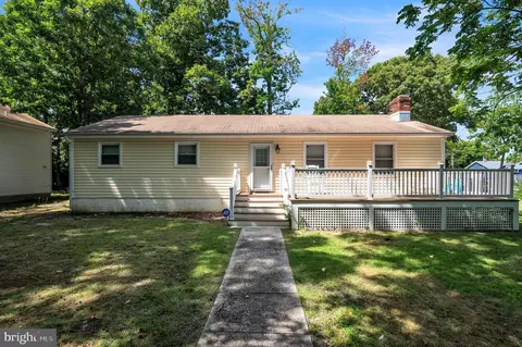 614 E Jacksonville Ave, Villas, NJ 08251