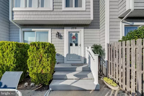 279 13th St, Avalon, NJ 08202