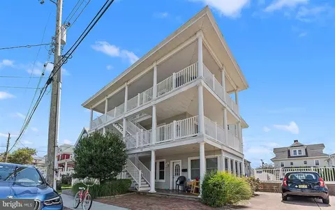 122 W Unit Apt 3 W Wisteria Rd, Wildwood, NJ 08260