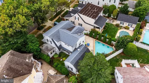 130 Pinnacle Rd, Ocean City, NJ 08226