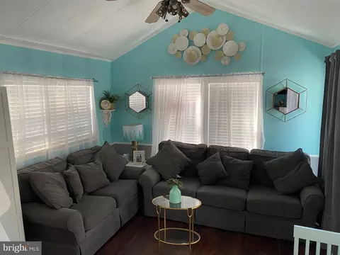 515 Corson Tavern Rd #E-52, Ocean View, NJ 08230